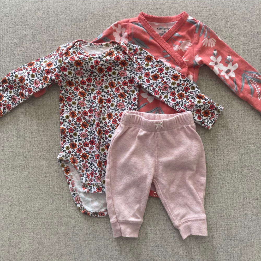 Long sleeve newborn onesies and pants bundle